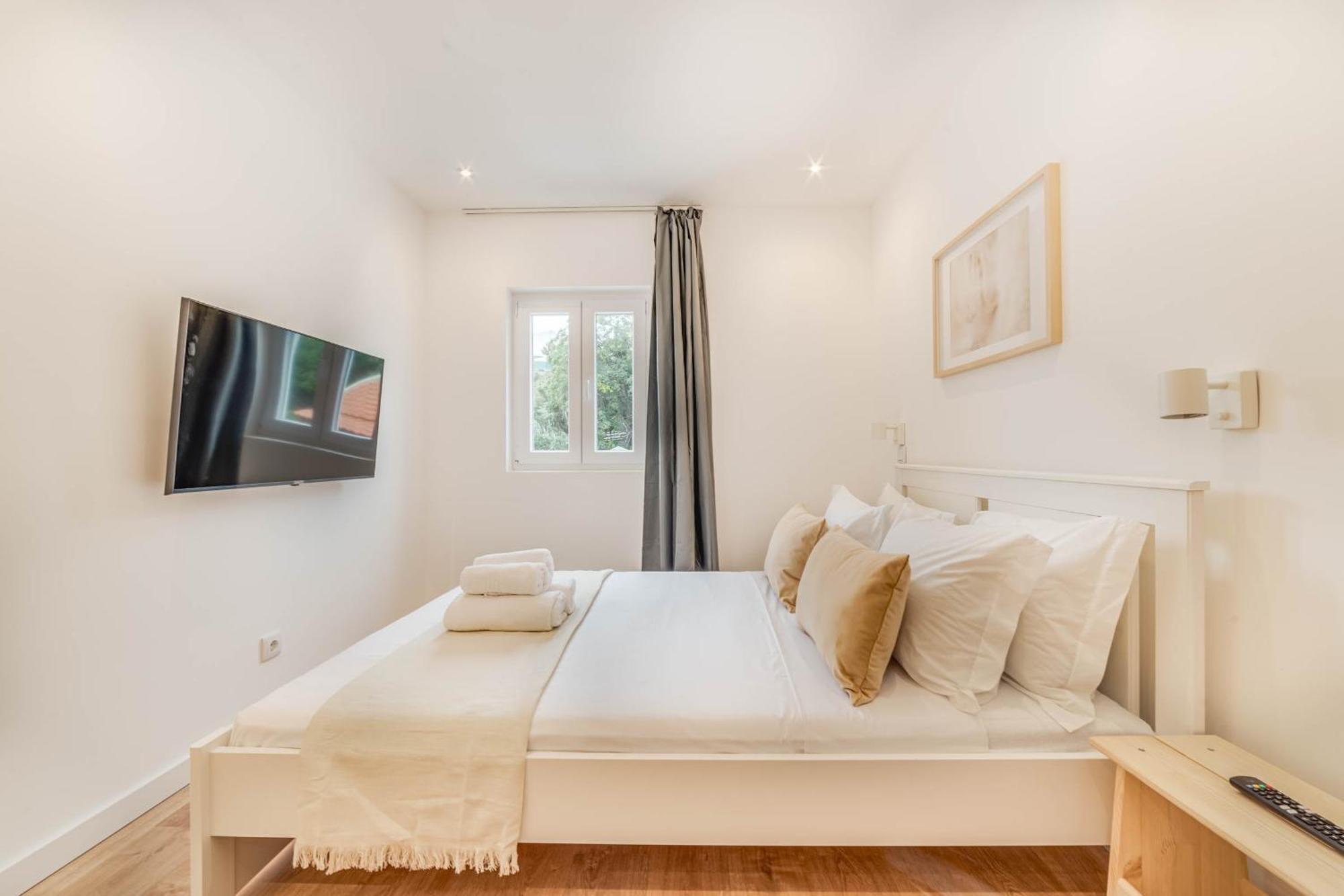 Blue Charm - Campolide Apartments Lisbon Luaran gambar