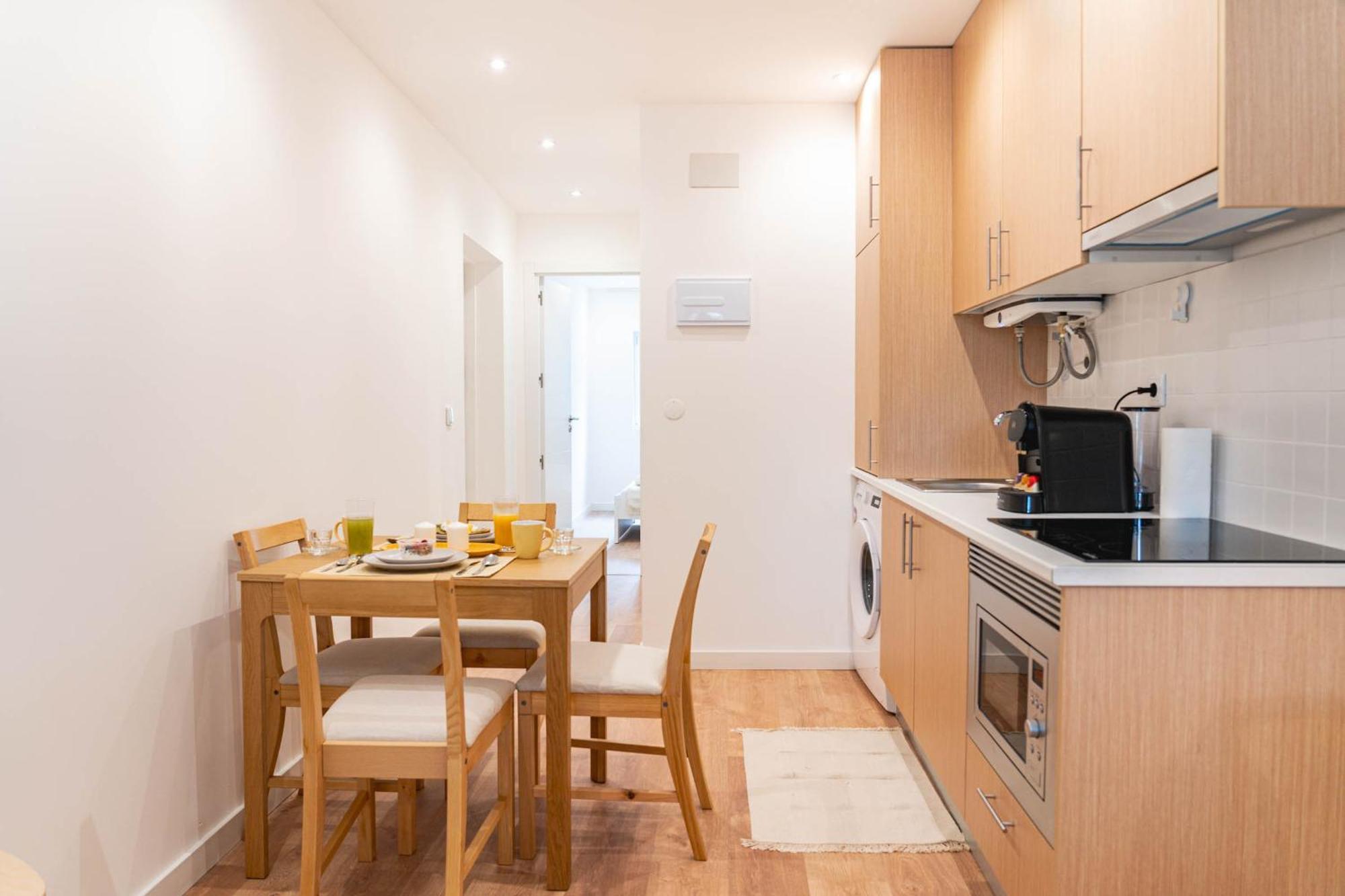 Blue Charm - Campolide Apartments Lisbon Luaran gambar
