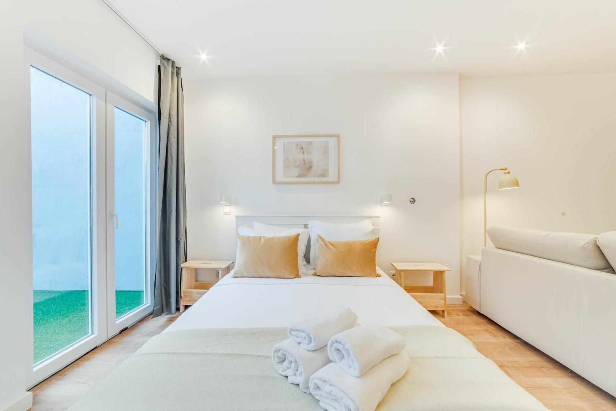 Blue Charm - Campolide Apartments Lisbon Luaran gambar