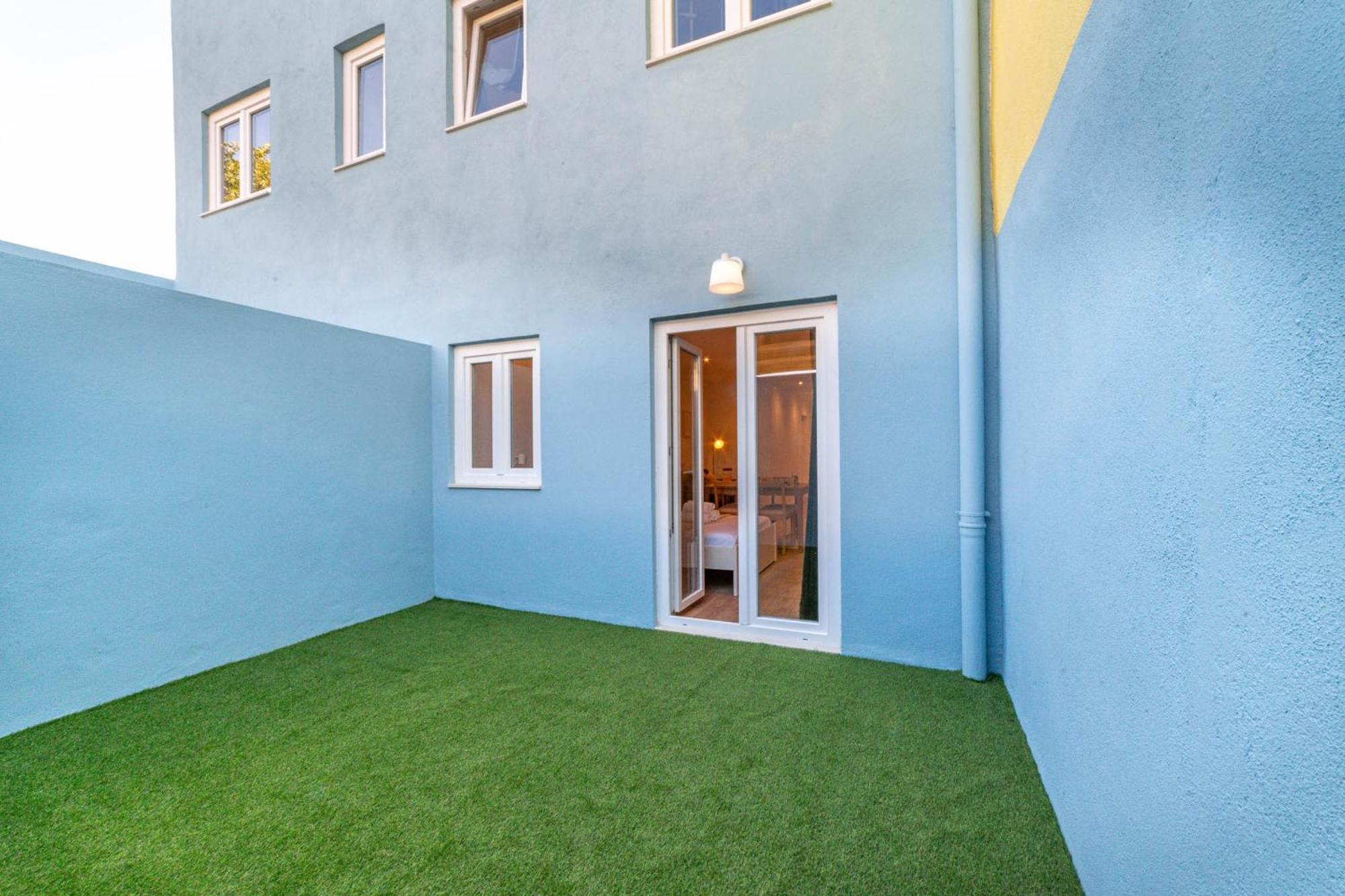Blue Charm - Campolide Apartments Lisbon Luaran gambar